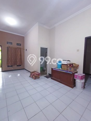 Jual Rumah Bagus Siap Huni LB 80m2 di Banyumanik, Semarang Jual Rumah Bagus Siap Huni LB 80m2 di Banyumanik, Semarang
