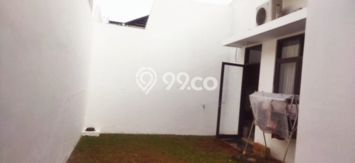 For Sale Rumah 2 Kamar Lokasi Ideal Bagus dan Strategis di Banyumanik For Sale Rumah 2 Kamar Lokasi Ideal Bagus dan Strategis di Banyumanik