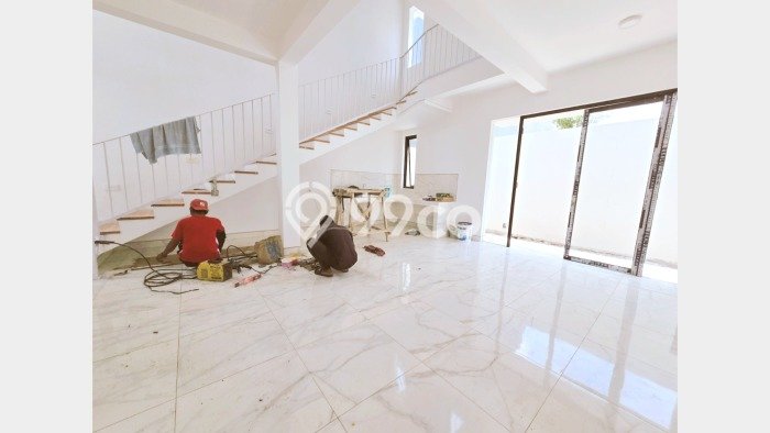 Ready to Use! Luxury House LT 186m2 Desain Modern di CitraGrand Ready to Use! Luxury House LT 186m2 Desain Modern di CitraGrand