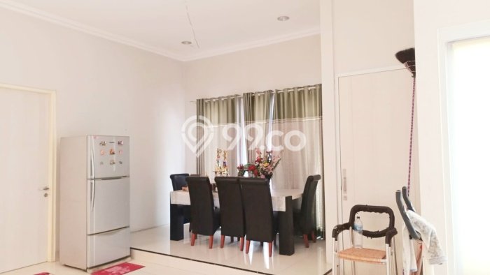Dijual Rumah Premium dengan Fasilitas Sekitar Komplit di Banyumanik, Semarang Dijual Rumah Premium dengan Fasilitas Sekitar Komplit di Banyumanik, Semarang