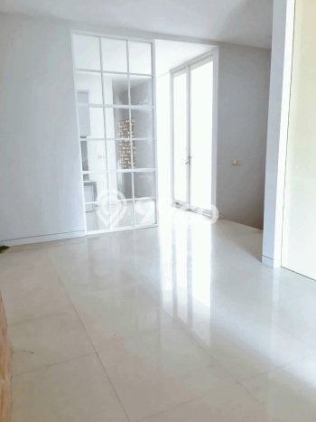 Rumah Nyaman area Banyumanik, Semarang, LT 126m2m² Bangunan 99m2m² Rumah Nyaman area Banyumanik, Semarang, LT 126m2m² Bangunan 99m2m²
