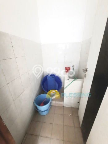 Lokasi terbaik! Rumah siap pakai disewakan di Banyumanik LB 200m2 Lokasi terbaik! Rumah siap pakai disewakan di Banyumanik LB 200m2