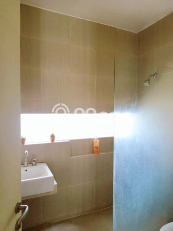 Rumah Bagus Siap Pakai Di Banyumanik Luas 400m2 Aman Rumah Bagus Siap Pakai Di Banyumanik Luas 400m2 Aman