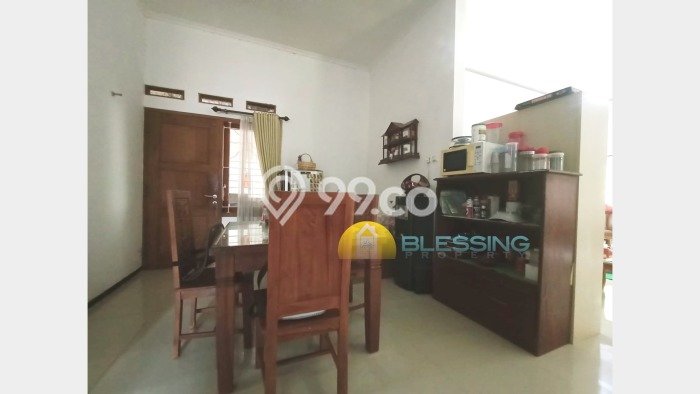 Ready to Use! Luxury House LT 312m2 Desain Modern di BSB City Ready to Use! Luxury House LT 312m2 Desain Modern di BSB City