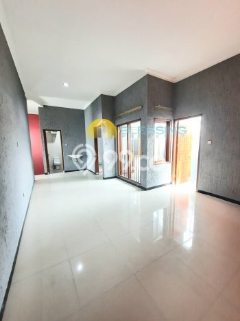 Dijual Rumah Premium dengan Fasilitas Sekitar Lengkap di Banyumanik, Semarang Dijual Rumah Premium dengan Fasilitas Sekitar Lengkap di Banyumanik, Semarang