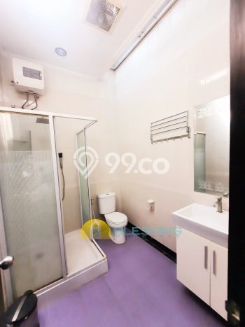 Rumah Mewah Siap Huni LT 287m2 di Banyumanik, Semarang Rumah Mewah Siap Huni LT 287m2 di Banyumanik, Semarang