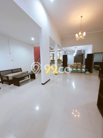 Dijual Rumah Premium dengan Fasilitas Sekitar Lengkap di Banyumanik, Semarang Dijual Rumah Premium dengan Fasilitas Sekitar Lengkap di Banyumanik, Semarang