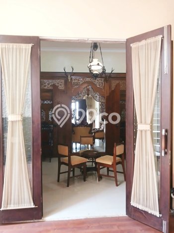 Disewakan Segera Rumah Kondisi Bagus di Area Banyumanik, Semarang Disewakan Segera Rumah Kondisi Bagus di Area Banyumanik, Semarang