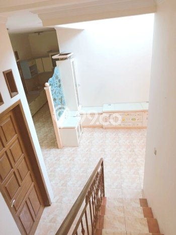 Rumah Berkualitas dengan 4 Kamar Tidur di Lingkungan Asri Banyumanik, Semarang Rumah Berkualitas dengan 4 Kamar Tidur di Lingkungan Asri Banyumanik, Semarang