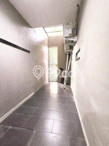 Rumah Cantik Siap Pakai Di Banyumanik Luas 250m2 Aman Rumah Cantik Siap Pakai Di Banyumanik Luas 250m2 Aman