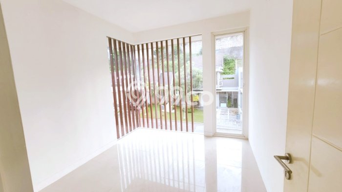 Jarang Ada! Rumah Sewa 5 Kamar Nyaman Siap Huni Citragrand Jarang Ada! Rumah Sewa 5 Kamar Nyaman Siap Huni Citragrand