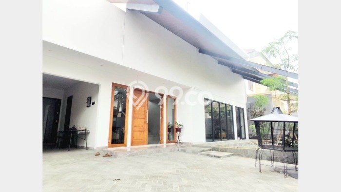 Disewakan Rumah Harga Terjangkau di Bukit Sari Semarang dengan 3 Kamar Tidur Disewakan Rumah Harga Terjangkau di Bukit Sari Semarang dengan 3 Kamar Tidur