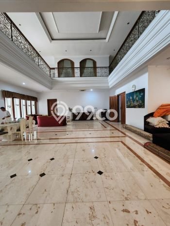 Jual Rumah Luas Megah Dengan View Eksklusif di Mega Kuningan, Jakarta Selatan Jual Rumah Luas Megah Dengan View Eksklusif di Mega Kuningan, Jakarta Selatan