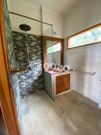 Vila Kawasan Melaya, Luas 700m2m², Area Premium Vila Kawasan Melaya, Luas 700m2m², Area Premium