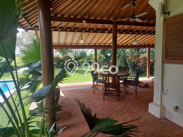 Dijual Segera! Vila Kawasan , Luas 1605m2m², Kawasan Prospektif dengan potensi meningkat Dijual Segera! Vila Kawasan , Luas 1605m2m², Kawasan Prospektif dengan potensi meningkat