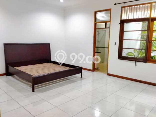Rumah Elit Modern Tanpa Renovasi di Kemang Jakarta Selatan Rumah Elit Modern Tanpa Renovasi di Kemang Jakarta Selatan