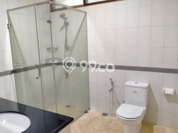 Rumah Elit Modern Tanpa Renovasi di Kemang Jakarta Selatan Rumah Elit Modern Tanpa Renovasi di Kemang Jakarta Selatan