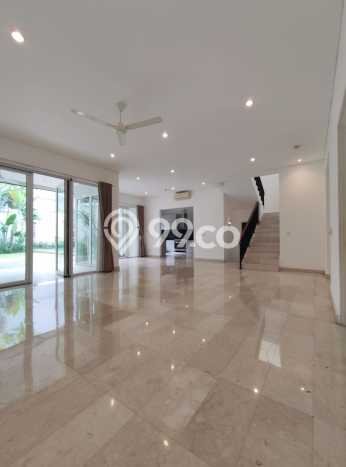 Rumah Asri area Kemang, 4 KM, LT 600m² LB 500m² Rumah Asri area Kemang, 4 KM, LT 600m² LB 500m²
