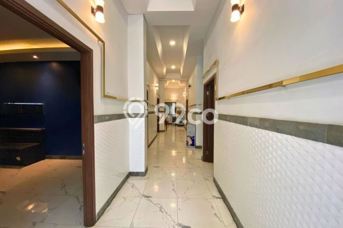 AREA POTENSIAL! Komersial Kawasan Kebayoran Baru, Luas 600m², Area Bisnis AREA POTENSIAL! Komersial Kawasan Kebayoran Baru, Luas 600m², Area Bisnis