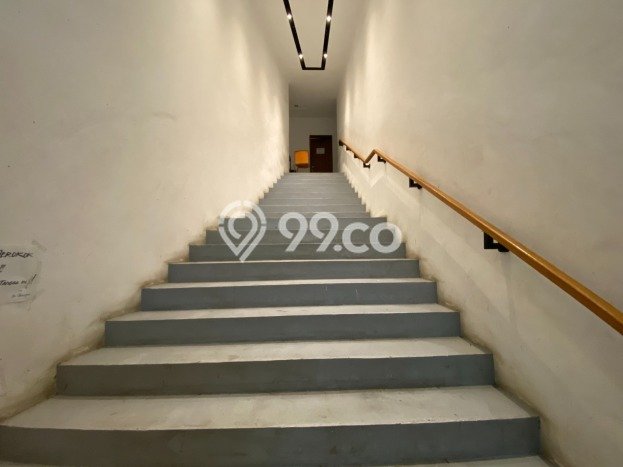 Komersial For Rent di Senopati, Luas 225m², Lokasi Strategis, Siap Operasi Komersial For Rent di Senopati, Luas 225m², Lokasi Strategis, Siap Operasi