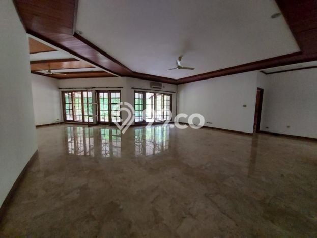 Rumah Sewa Jakarta Selatan LT 800m2 LB 600m2 Area Kemang Rumah Sewa Jakarta Selatan LT 800m2 LB 600m2 Area Kemang