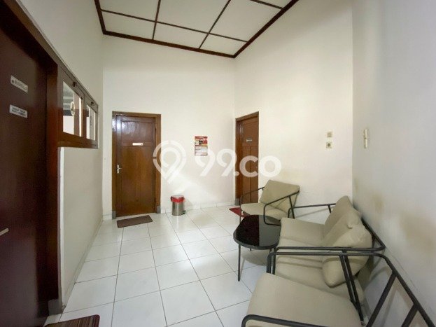 Disewakan Rumah Strategis LT 800m2 / LB 600m2 di Senayan, Jakarta Selatan Disewakan Rumah Strategis LT 800m2 / LB 600m2 di Senayan, Jakarta Selatan