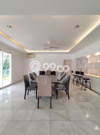 Disewakan Rumah Nyaman LT 1136m2 / LB 573m2 di Cipete, Jakarta Selatan Disewakan Rumah Nyaman LT 1136m2 / LB 573m2 di Cipete, Jakarta Selatan