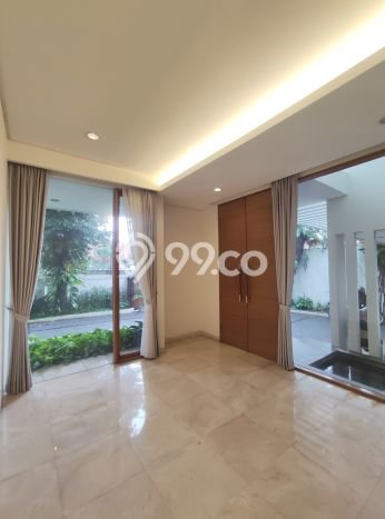 For Sale! Premium House LT 673m2 Desain Modern di Kemang For Sale! Premium House LT 673m2 Desain Modern di Kemang