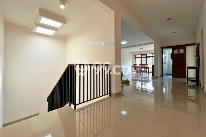 Disewakan Rumah Murah di Cipete Jakarta Selatan dengan 4 Kamar Tidur Disewakan Rumah Murah di Cipete Jakarta Selatan dengan 4 Kamar Tidur