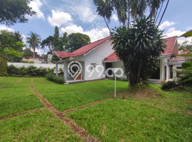Sewa Rumah Strategis LT 1600m2 / LB 750m2 di Kemang, Jakarta Selatan Sewa Rumah Strategis LT 1600m2 / LB 750m2 di Kemang, Jakarta Selatan