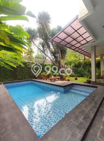 Sewa Rumah Harga Terjangkau di Kemang Jakarta Selatan dengan 4 Kamar Tidur Sewa Rumah Harga Terjangkau di Kemang Jakarta Selatan dengan 4 Kamar Tidur