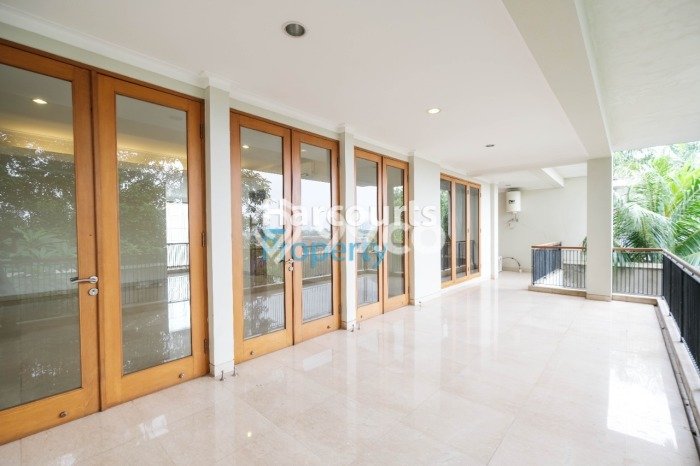 Jual Rumah Luas Elegan Dengan View Cantik di Kemang, Jakarta Selatan Jual Rumah Luas Elegan Dengan View Cantik di Kemang, Jakarta Selatan