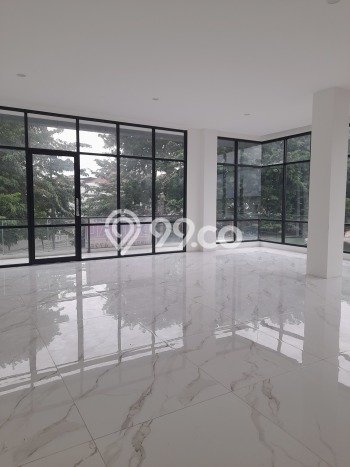 Unit Ruko Dijual di Jakarta Utara LT 200m2 & LB 442m2 Unit Ruko Dijual di Jakarta Utara LT 200m2 & LB 442m2