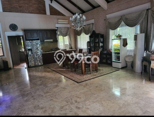 Siap Huni Rumah Mewah 7 Kamar di Jagakarsa Dekat ke Mana Saja Siap Huni Rumah Mewah 7 Kamar di Jagakarsa Dekat ke Mana Saja