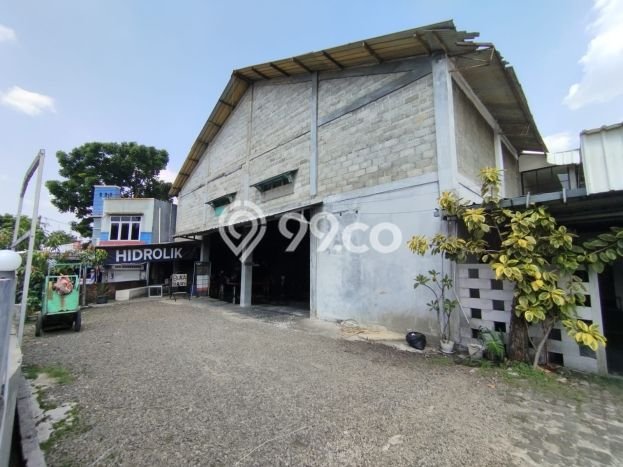 Dijual! Komersial di Tanah Baru Bogor LT 900m2 / LB 500m2 Kawasan Strategis Dijual! Komersial di Tanah Baru Bogor LT 900m2 / LB 500m2 Kawasan Strategis