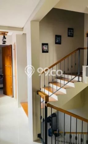 For Sale! Luxury House LT 120m2 Desain Modern di Pondok Indah For Sale! Luxury House LT 120m2 Desain Modern di Pondok Indah