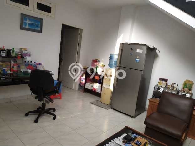 Rumah Modern 5 Kamar LT 203m2 di BSD Rumah Modern 5 Kamar LT 203m2 di BSD