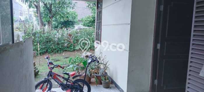 Rumah Elit LB 180m2 Siap Huni Desain Elegan di BSD, Tangerang Rumah Elit LB 180m2 Siap Huni Desain Elegan di BSD, Tangerang
