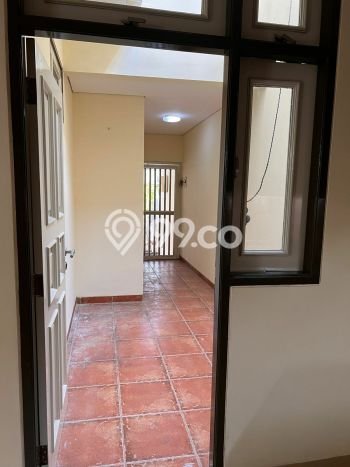 Rumah Elit Modern Tanpa Renovasi di Bintaro Tangerang Selatan Rumah Elit Modern Tanpa Renovasi di Bintaro Tangerang Selatan