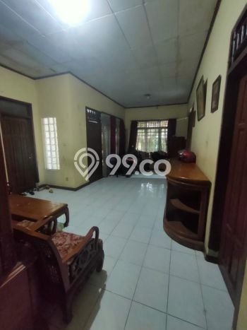 Rumah Elit Modern Tanpa Renovasi di Tangerang Kota Tangerang Rumah Elit Modern Tanpa Renovasi di Tangerang Kota Tangerang