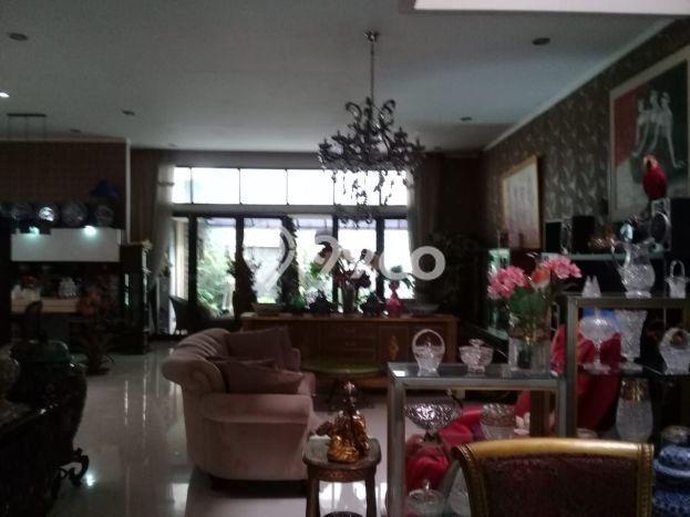 Jual Rumah Mewah Elegan Dengan View Cantik di Bintaro, Tangerang Selatan Jual Rumah Mewah Elegan Dengan View Cantik di Bintaro, Tangerang Selatan
