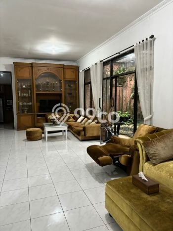Hunian Elit LB 200m2 Siap Huni Desain Elegan di BSD Kencana Loka, Tangerang Hunian Elit LB 200m2 Siap Huni Desain Elegan di BSD Kencana Loka, Tangerang