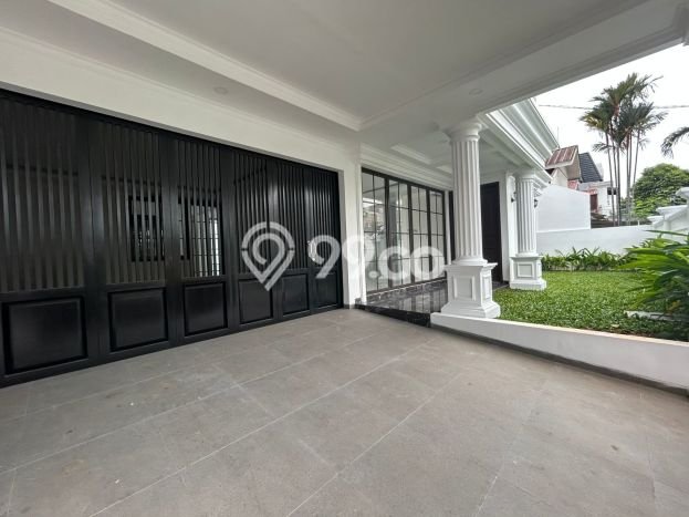 Ready to Use! Premium House LT 267m2 Desain Elegan di Bintaro Ready to Use! Premium House LT 267m2 Desain Elegan di Bintaro