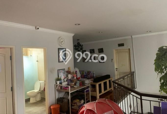 Jual Rumah Mewah Elegan Dengan View Cantik di Bintaro, Tangerang Selatan Jual Rumah Mewah Elegan Dengan View Cantik di Bintaro, Tangerang Selatan