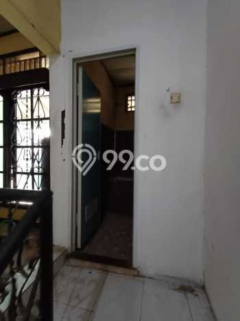 For Sale Rumah 3 Kamar Lokasi Strategis Nyaman dan Strategis di Ciputat For Sale Rumah 3 Kamar Lokasi Strategis Nyaman dan Strategis di Ciputat