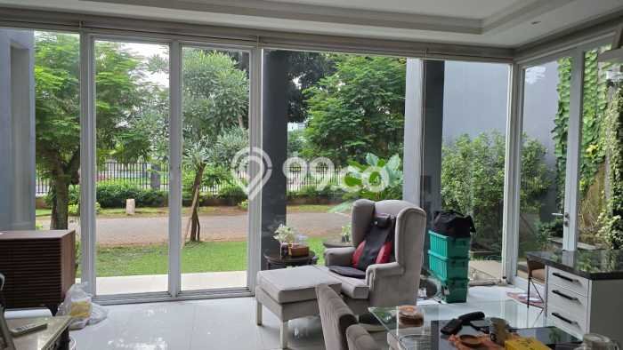Dijual Rumah Luas Elegan Dengan View Eksklusif di Bintaro, Tangerang Selatan Dijual Rumah Luas Elegan Dengan View Eksklusif di Bintaro, Tangerang Selatan