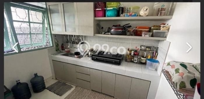 Rumah Luas Asri 3 KT Siap Huni di Bintaro Tangerang Selatan Rumah Luas Asri 3 KT Siap Huni di Bintaro Tangerang Selatan