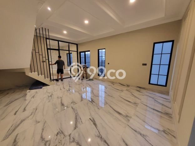 Rumah Elit LB 400m2 Siap Huni Desain Elegan di BSD Giri Loka, Tangerang Rumah Elit LB 400m2 Siap Huni Desain Elegan di BSD Giri Loka, Tangerang