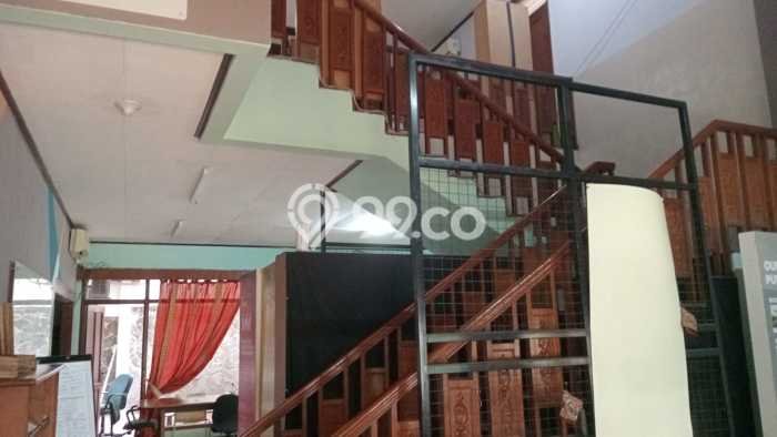Rumah Elit Akses Mudah di Jakarta Selatan Unfurnished Rumah Elit Akses Mudah di Jakarta Selatan Unfurnished