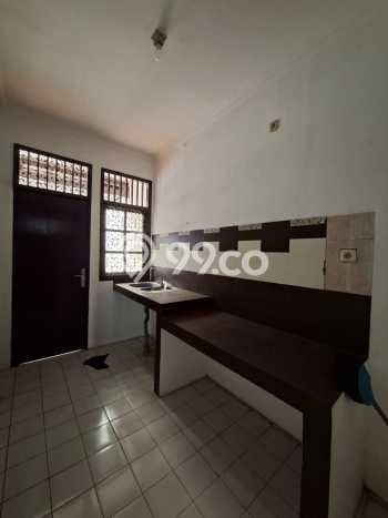Dijual Rumah Luas Megah Dengan View Eksklusif di Bintaro, Jakarta Selatan Dijual Rumah Luas Megah Dengan View Eksklusif di Bintaro, Jakarta Selatan